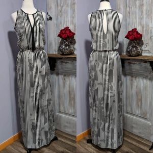 👗White House Black Market Dress